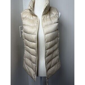 UNIQLO Women’s M Cream Ivory Ultra Light Down Puffer Vest Full Zip